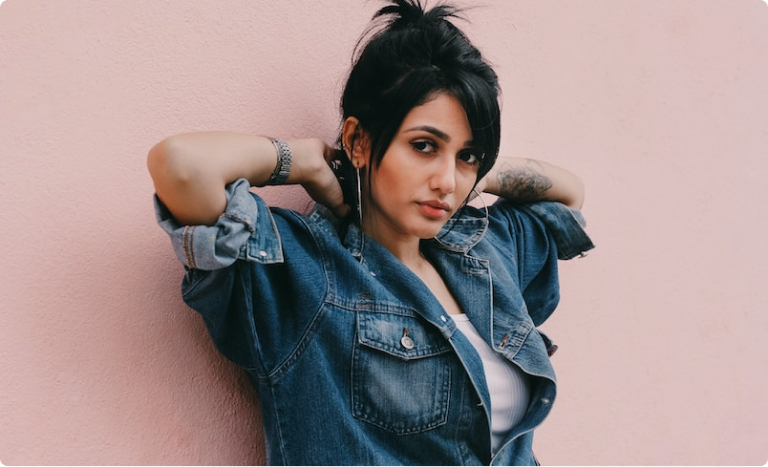 Welcome to Vintageoverforty where we explore vintage styles for classic women kate stone blog img